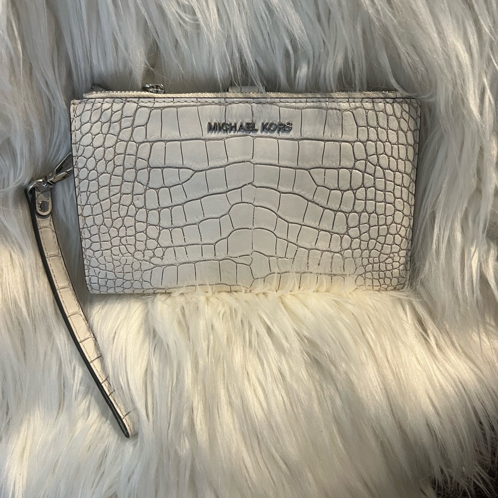 Michael Kors Croc Adele  Leather Wallet NWOT